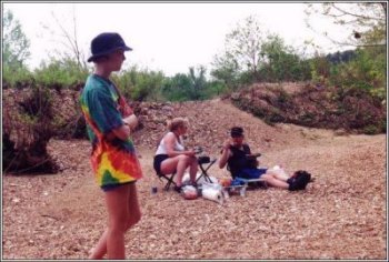 Terri and Fraser Border eating lunch of Day 2 of our trip