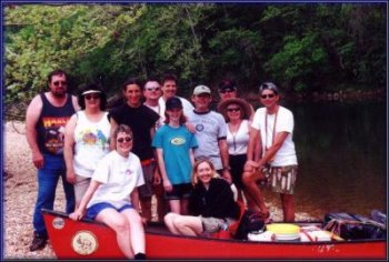 After lunch, let's all pose for a group photo